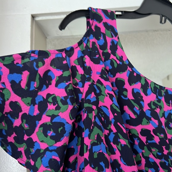 Small new - Picture 3 of 4